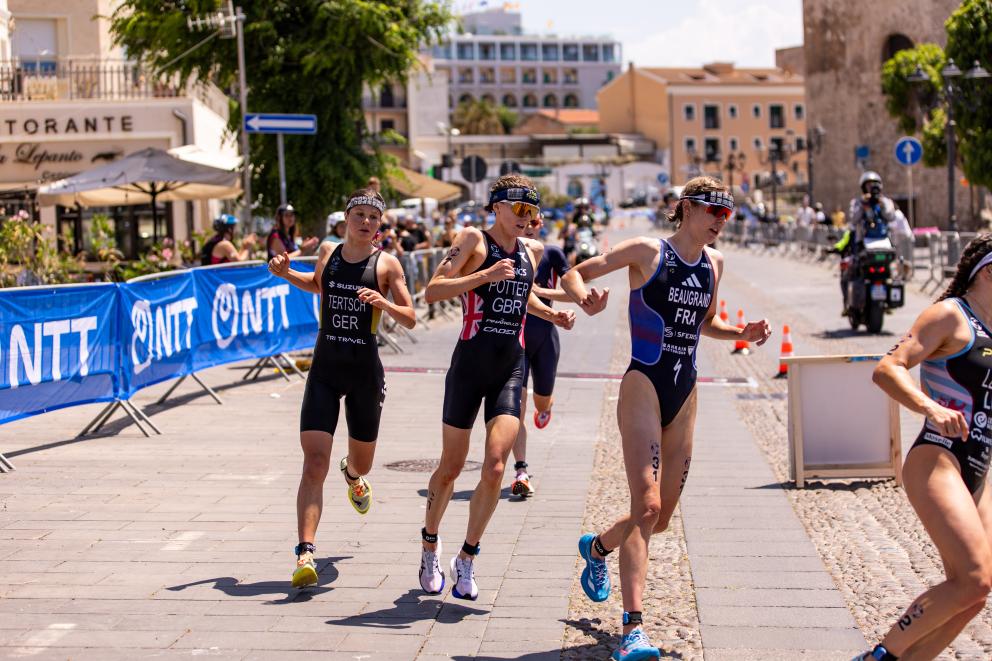 Führungsgruppe in Alghero auf der Laufstrecke