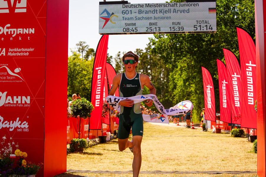 Kjell Brandt gewinnt bei DTU Jugendcup am Rothsee