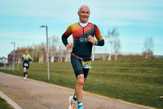 Ronald Lemm, ein Triathlet, beim Laufen