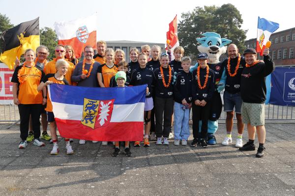 Fangemeinschaft und Maskottchen Trinity