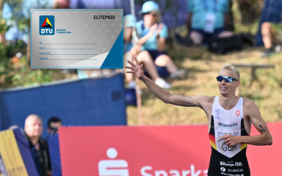 Jonas Schomburg mit eingeklingten Elitepass