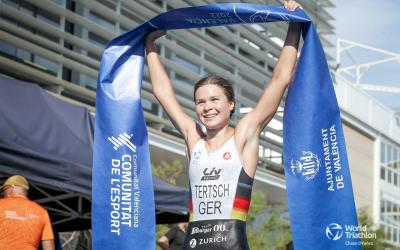 Lisa Tertsch jubelt in Valencia