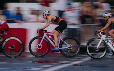 Nina Eim auf dem Rad in Paris